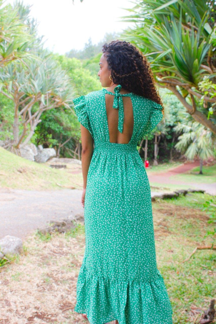 robe verte dos nu