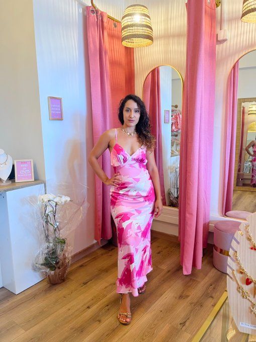Robe Naema