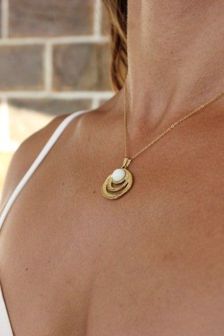 Collier Caroline