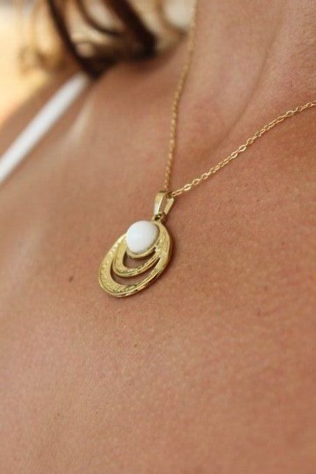Collier Caroline